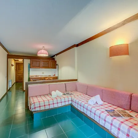 Grange Hike & Ski Sestriere Apartments - Happy Rentals Room photo