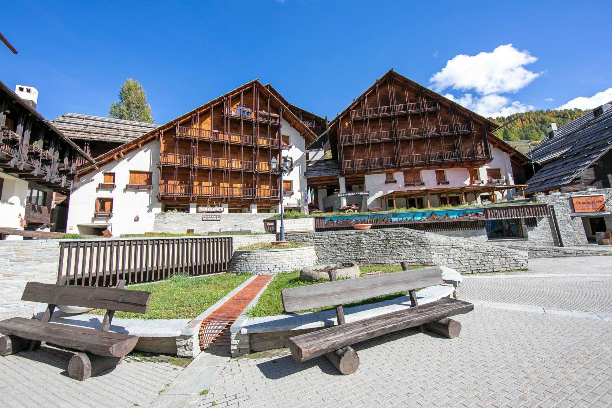 Grange Hike&ski - Happy.rentals Colle Sestriere